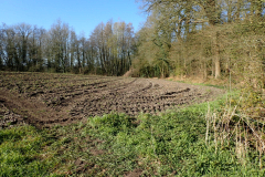 Natuurakker Oedingsebeekdal gereed voor het bewerken en inzaaien